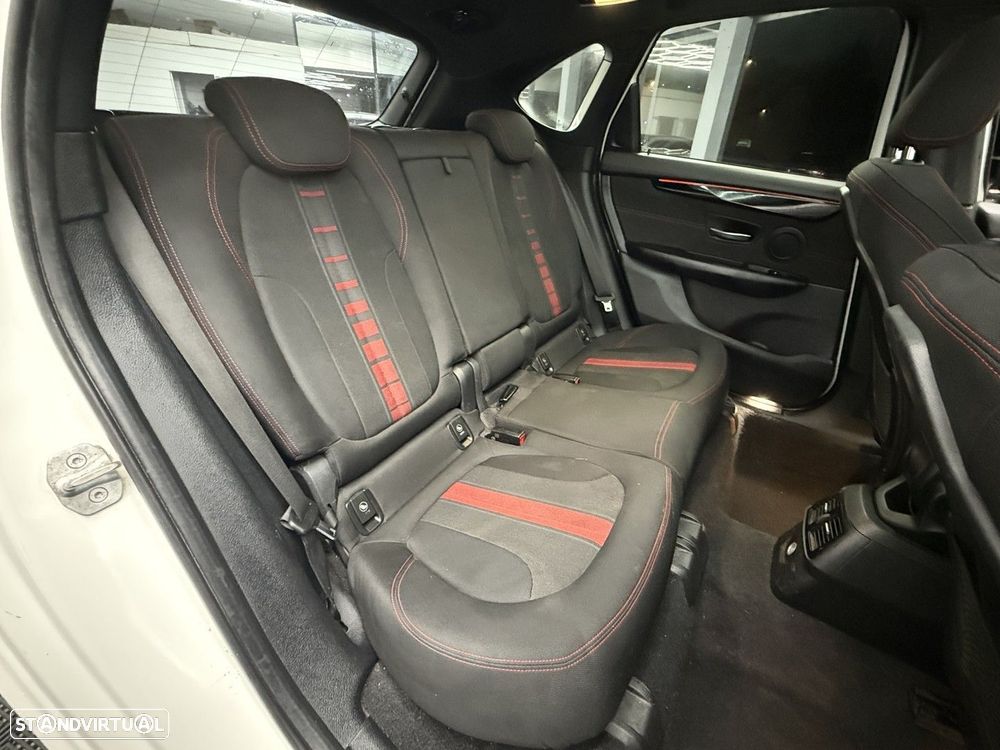 BMW 216 Active Tourer d Line Sport - 18