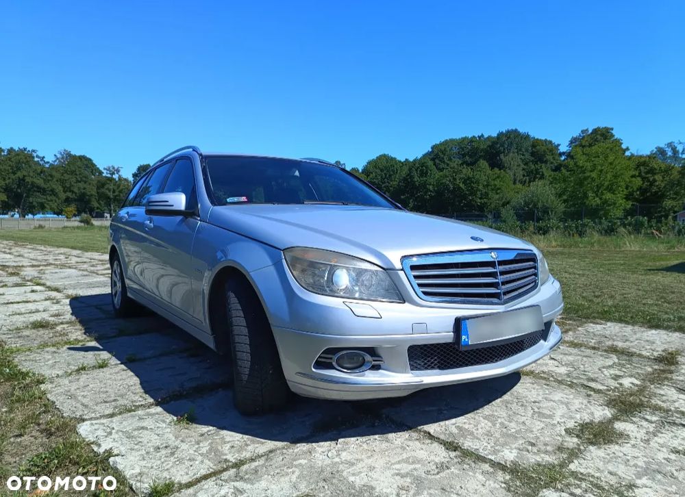Mercedes-Benz Klasa C 180 K BlueEff Elegance - 2