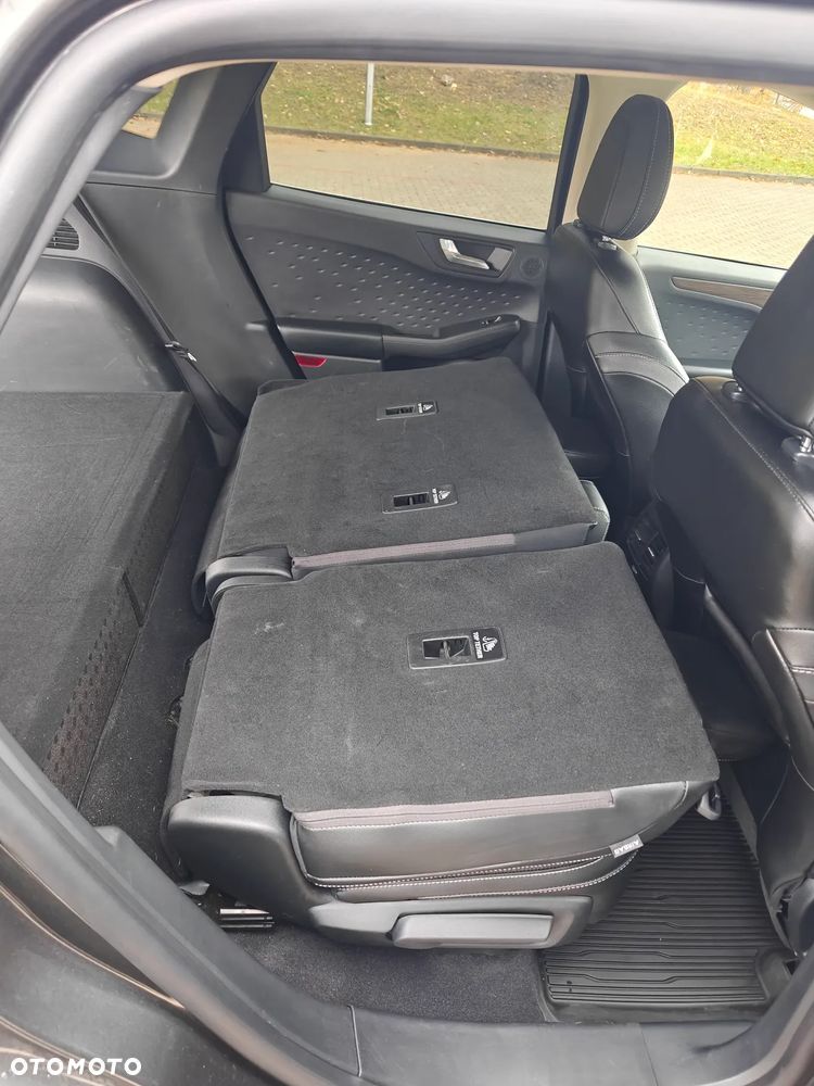 Ford Kuga 2.5 Duratec FHEV TITANIUM - 26