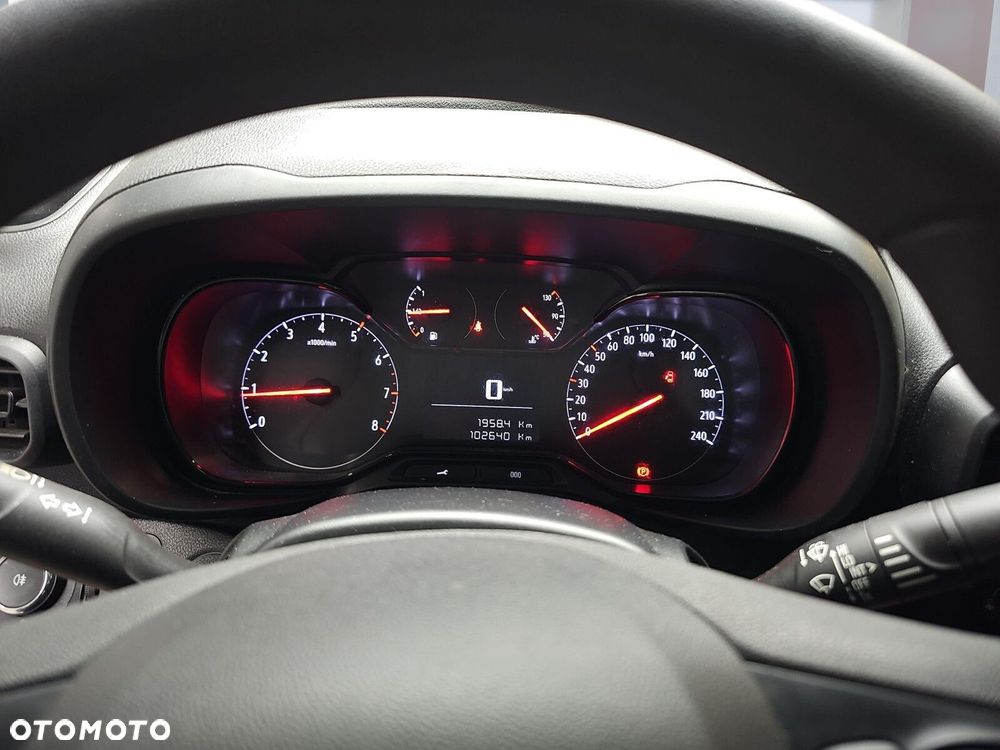 Opel Combo 1.5 DT Enjoy 102KM XL - 11