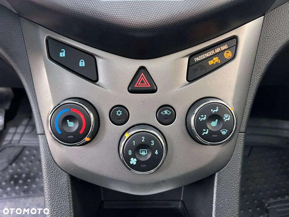 Chevrolet Aveo 1.4 LTZ S/S - 9