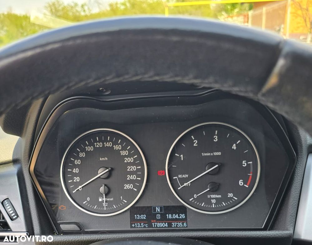 BMW Seria 2 216d - 12