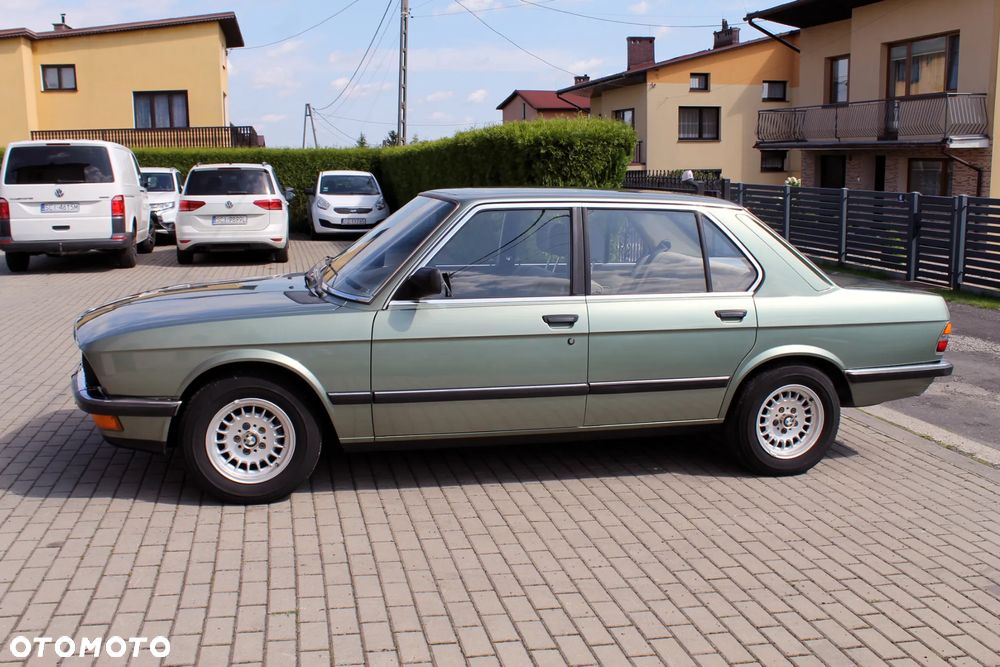 BMW Seria 5 525 e - 7