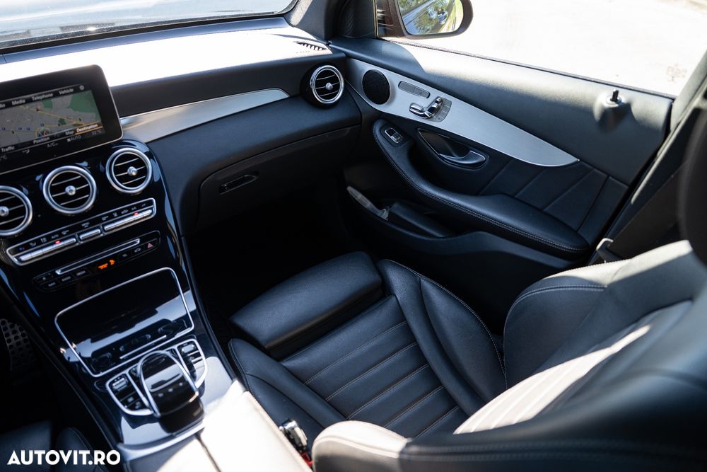 Mercedes-Benz GLC - 38