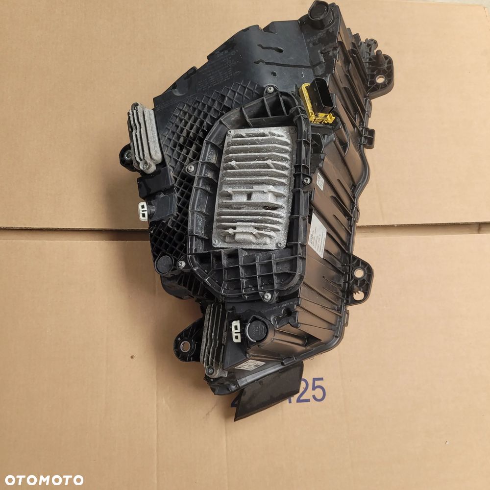 LAMPA PRAWA VOLVO FH5 FH16 24056526 ORYGINAŁ - 4