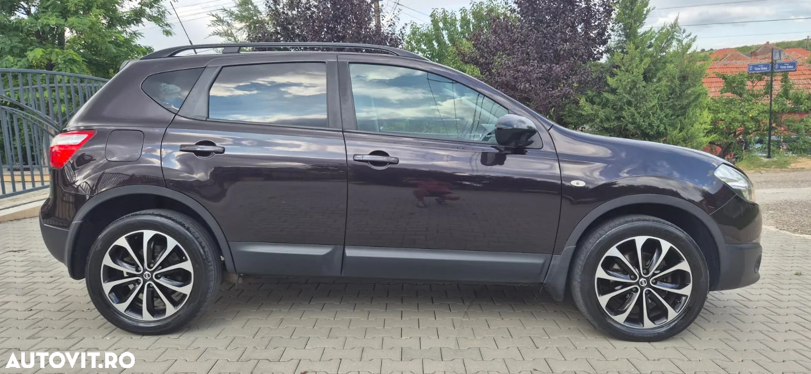 Nissan Qashqai - 32
