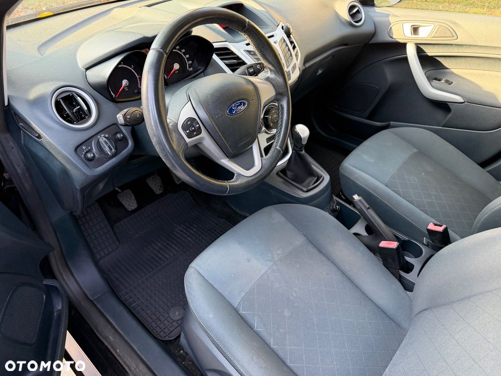 Ford Fiesta 1.25 Trend - 17