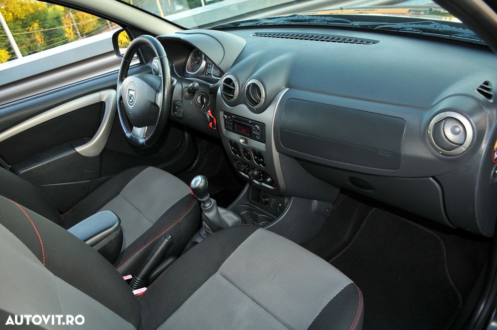 Dacia Duster 1.5 dCi 4x2 Laureate - 8