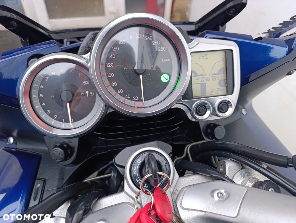Yamaha FJR - 19