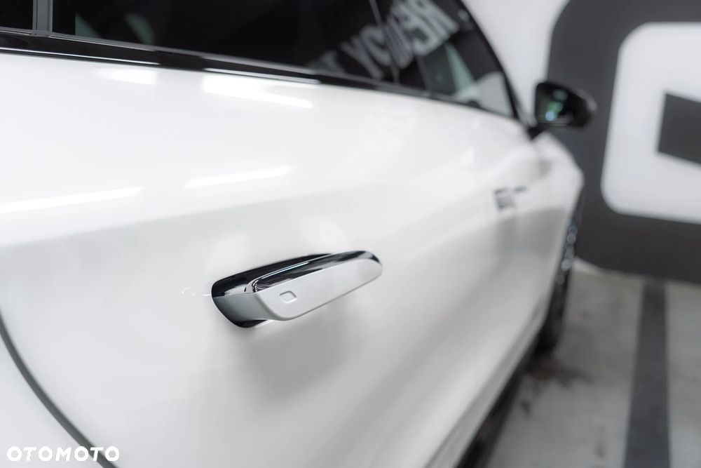 Mercedes-Benz CLA - 16