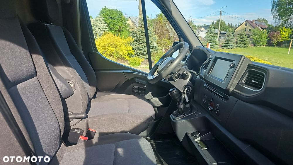 Renault Master - 18