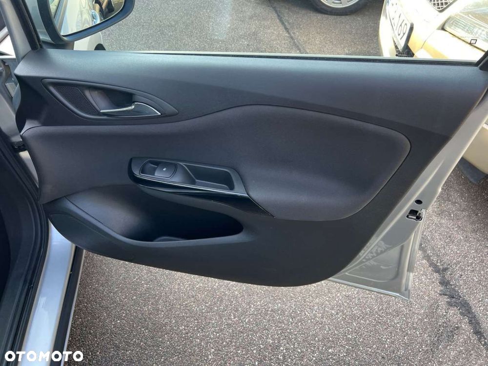 Opel Corsa 1.4 Cosmo - 24