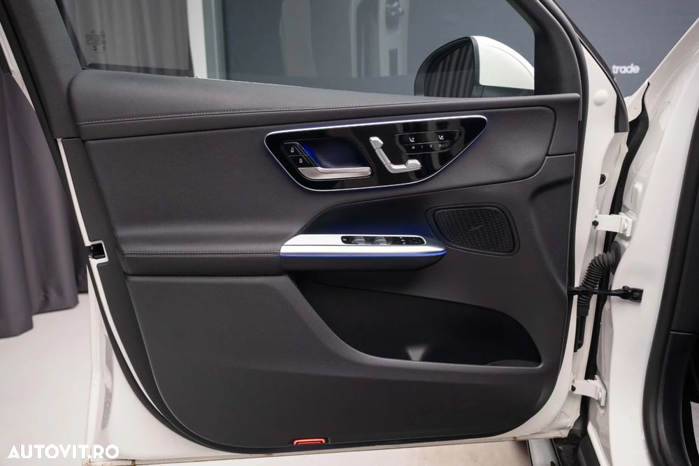 Mercedes-Benz GLC - 24