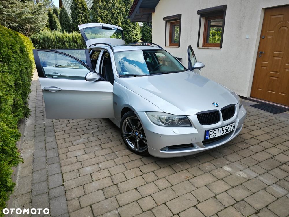 BMW Seria 3 320d - 23