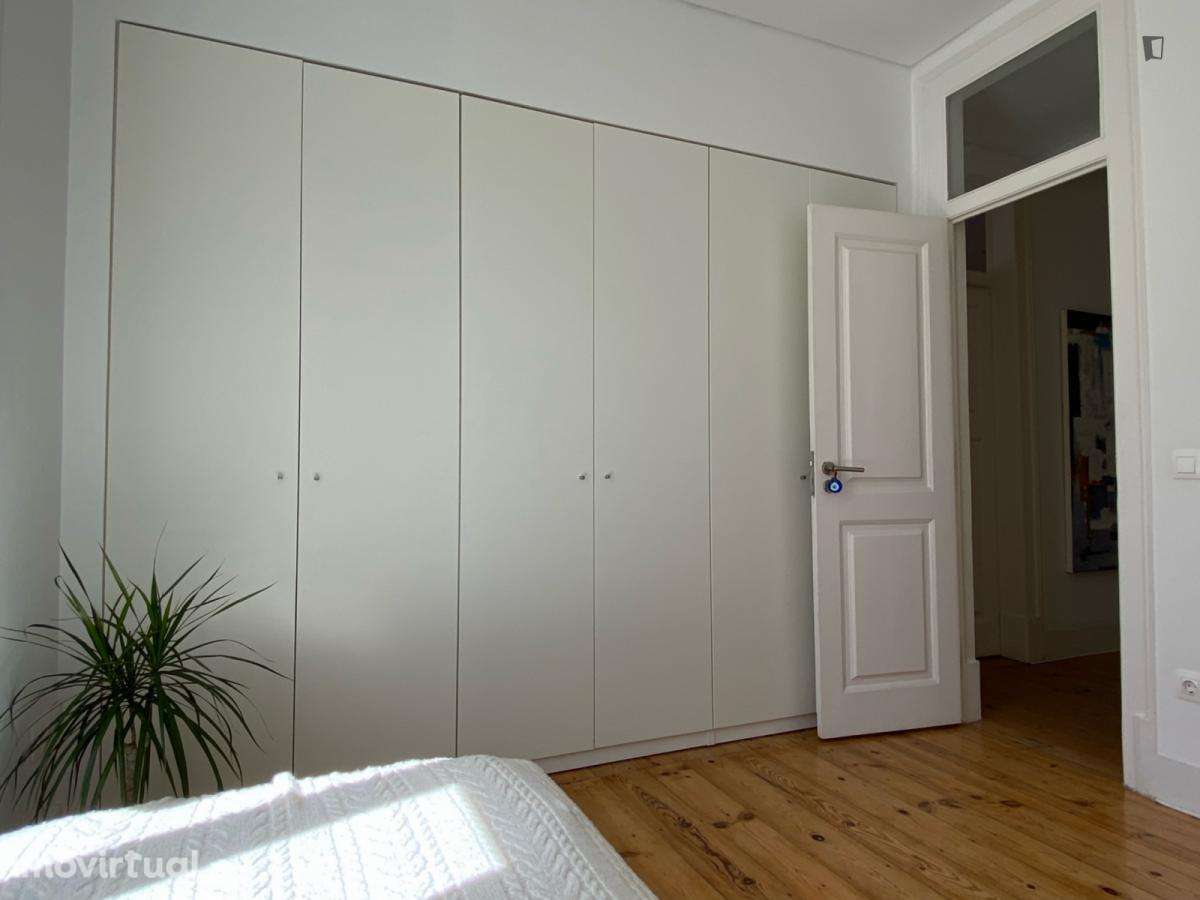 Quarto - localizado em Alameda Lisbon - Grande imagem: 4/8