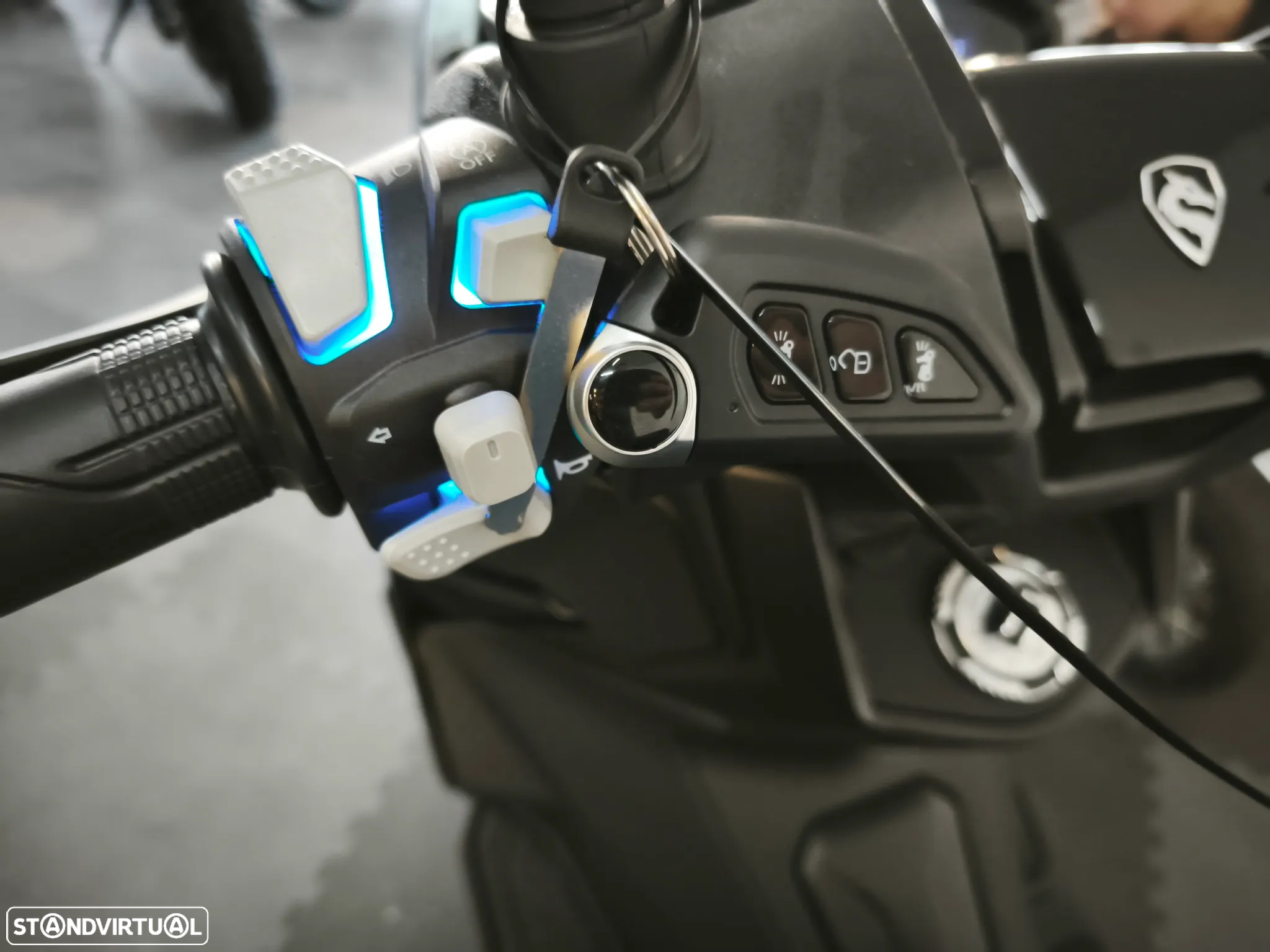 Cyclone 125 Scooter - 17