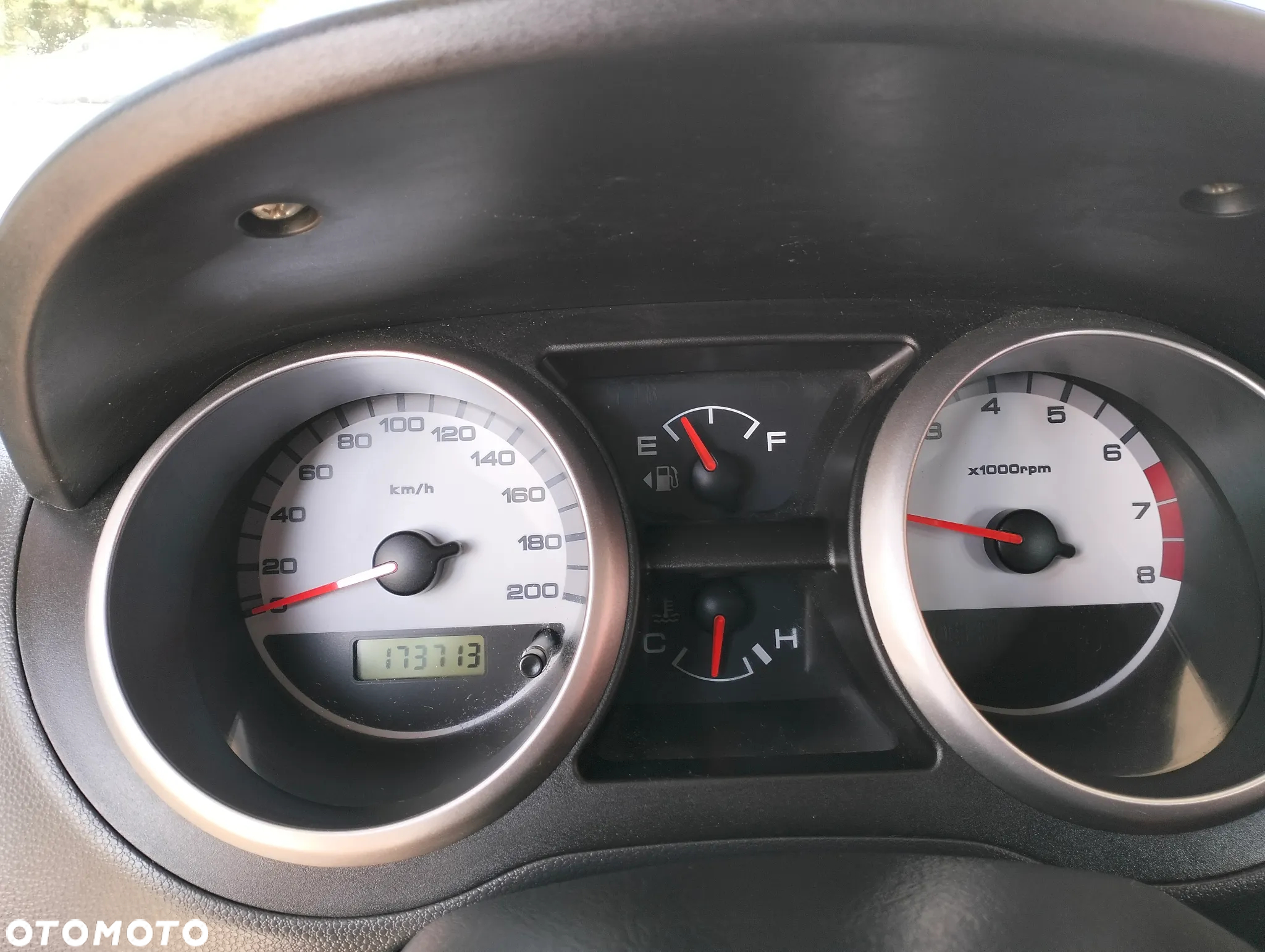 Suzuki Ignis 1.3 4x4 Snow White - 38