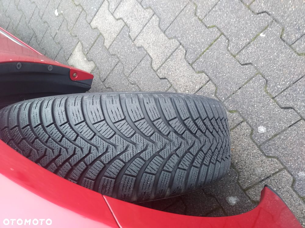 Toyota Avensis 2.0 D-4D Sol plus+NAVI - 9