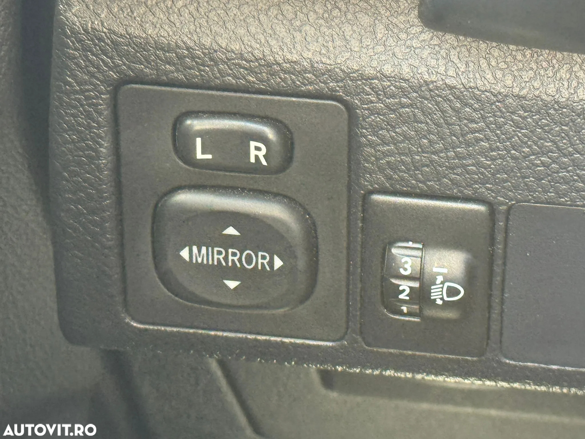 Toyota Auris 1.3 Dual VVT-i Terra - 15