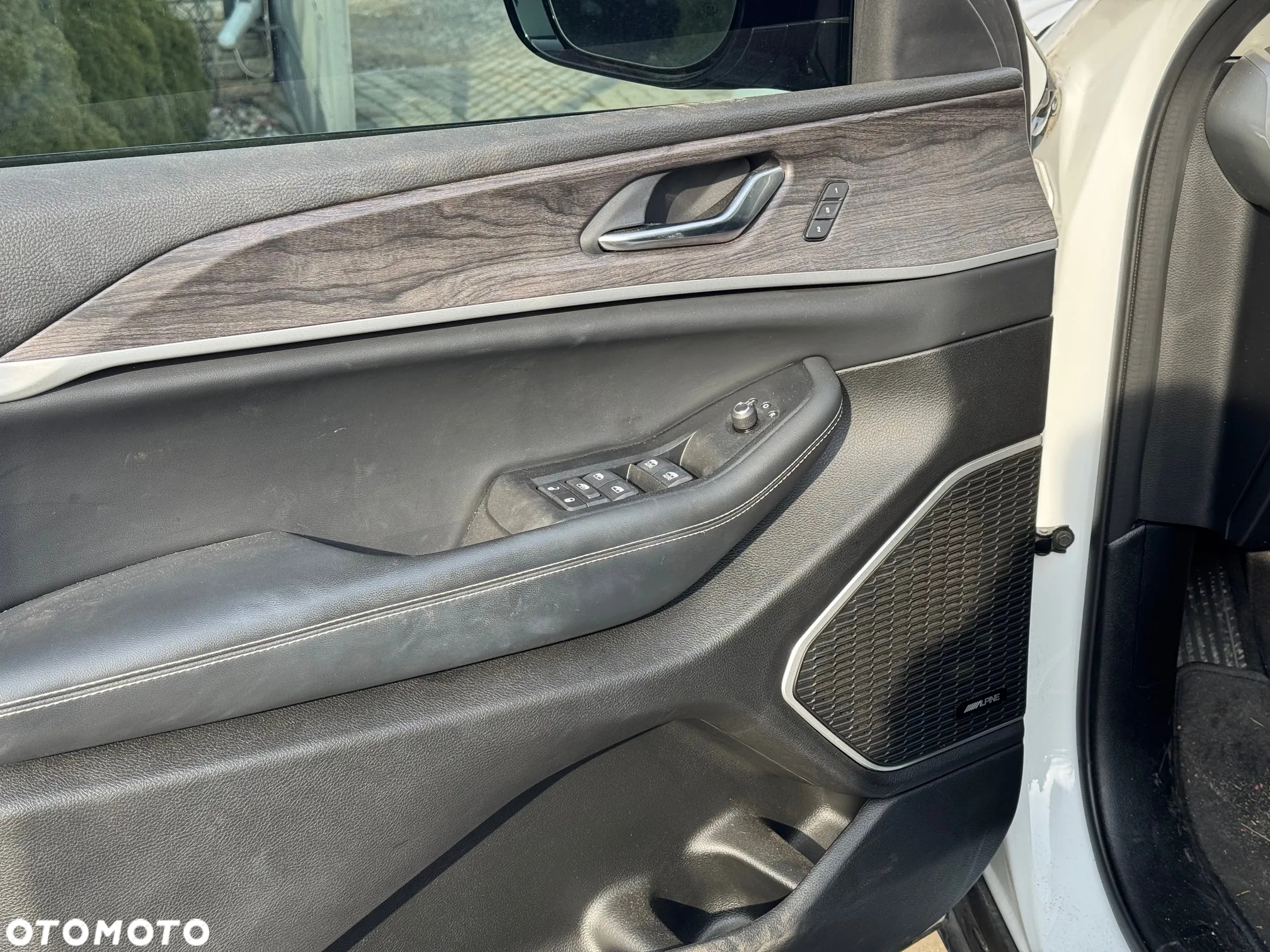 Jeep Grand Cherokee - 19