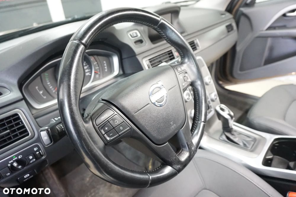 Volvo XC 70 D4 Geartronic Kinetic - 19