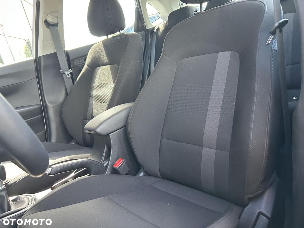 Hyundai i20 - 12