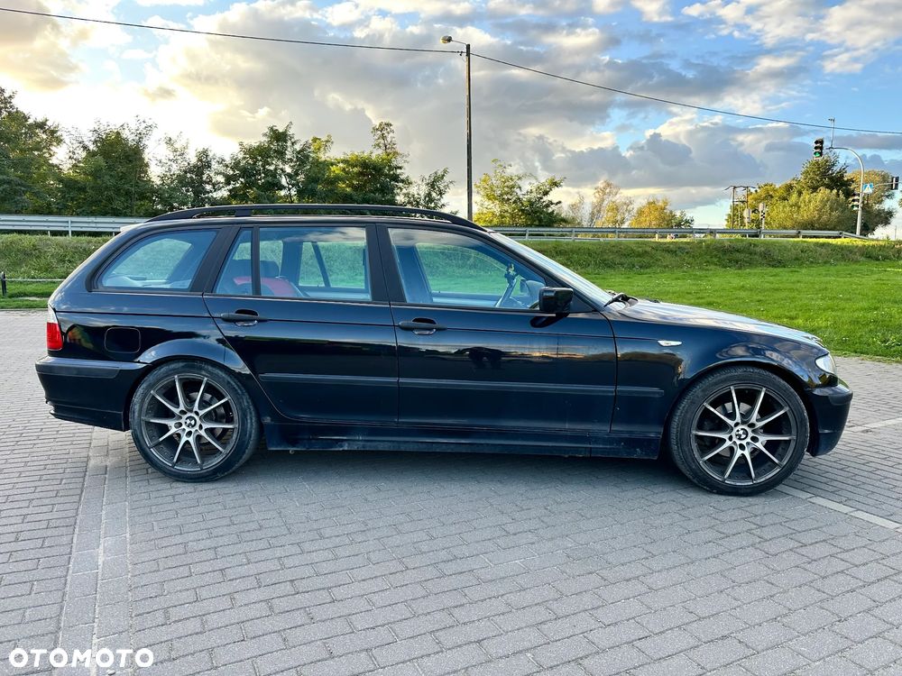 BMW Seria 3 318i Touring - 3