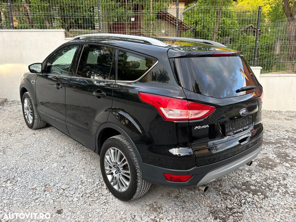 Ford Kuga 1.6 EcoBoost 4x4 Aut. Titanium - 3