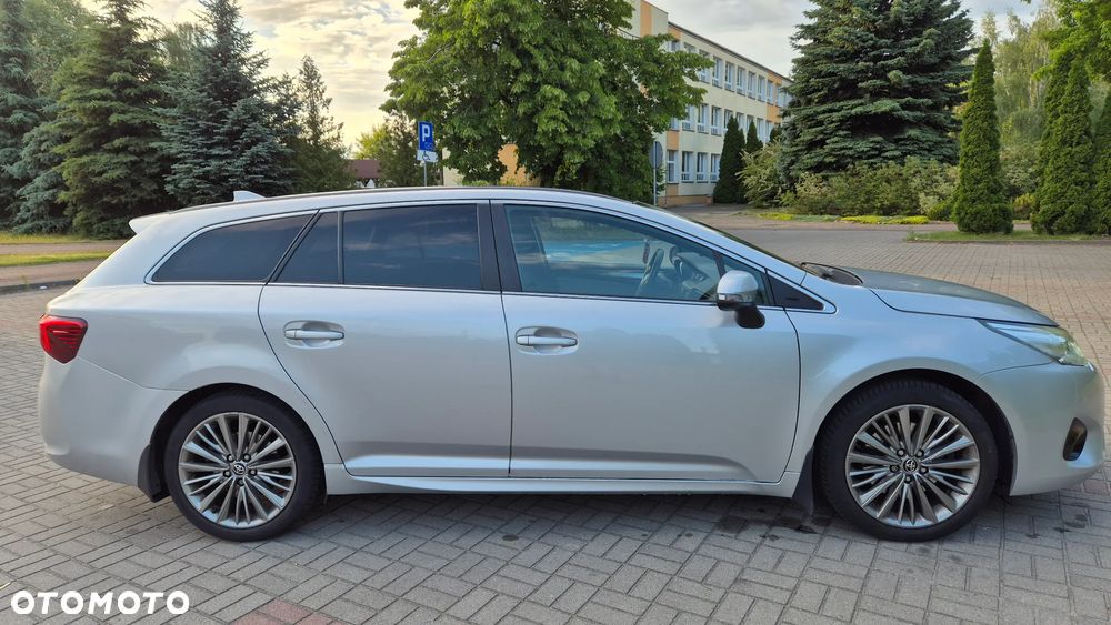 Toyota Avensis 2.0 D-4D Prestige - 6