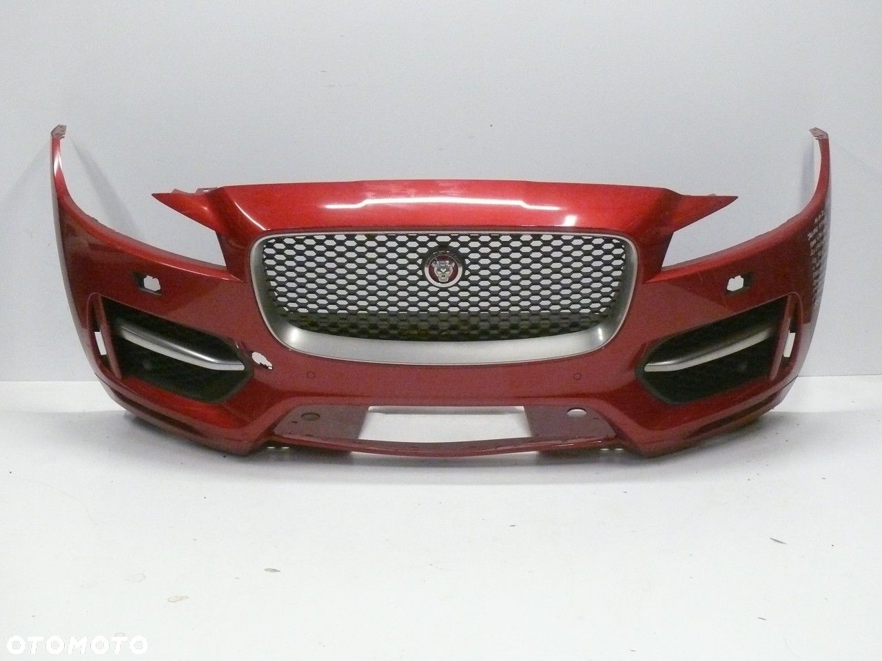 ZDERZAK PRZEDNI JAGUAR F-PACE 2015 PDC XENON - 1