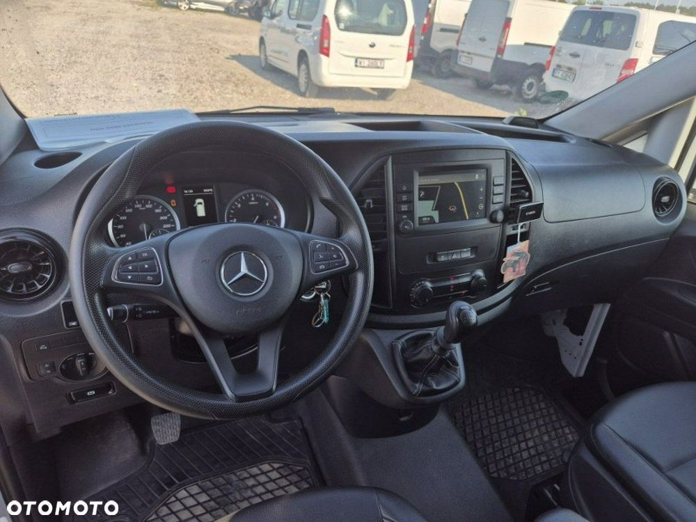 Mercedes-Benz Vito - 9