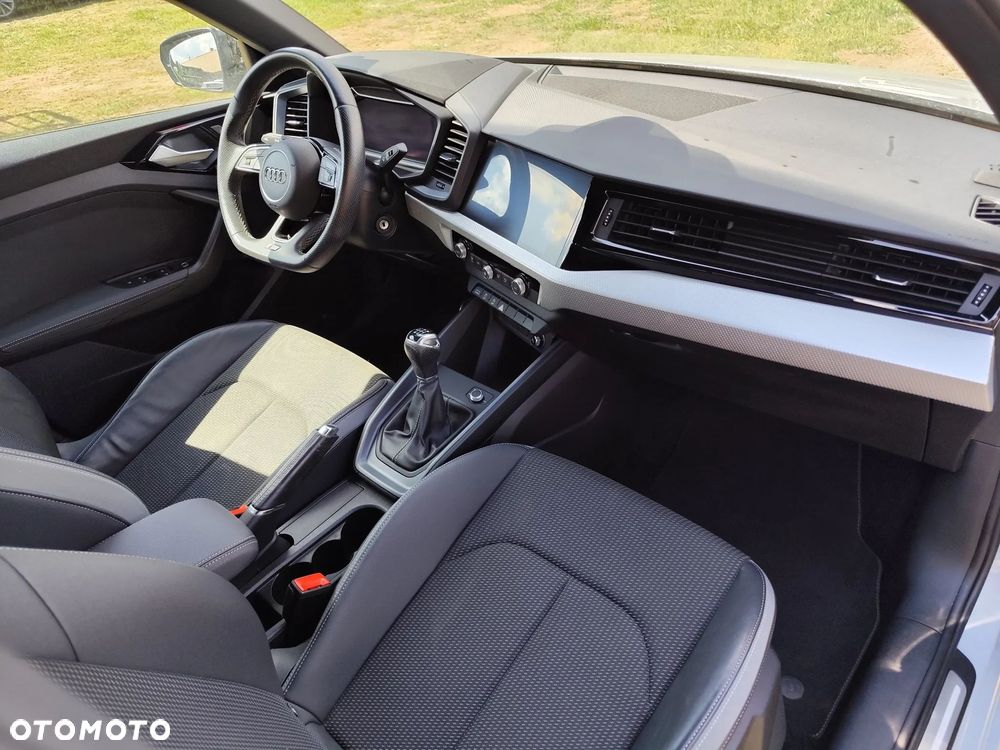 Audi A1 Sportback 30 TFSI S line - 13