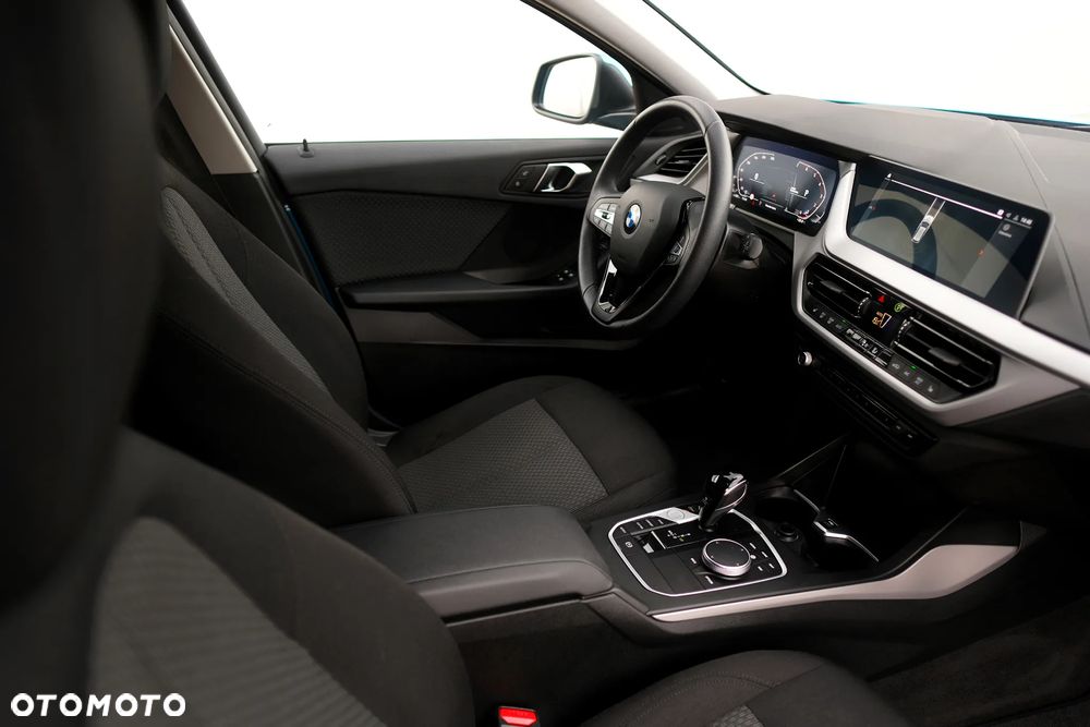 BMW Seria 1 118i Advantage - 17