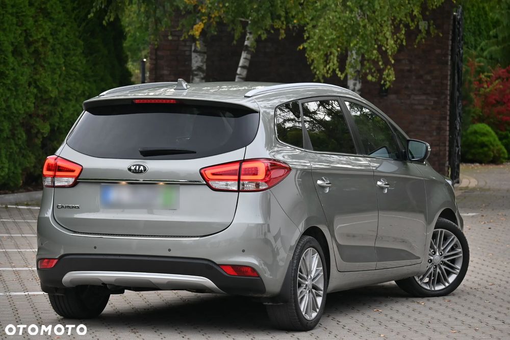 Kia Carens 2.0 GDI Automatik Edition 7 - 16