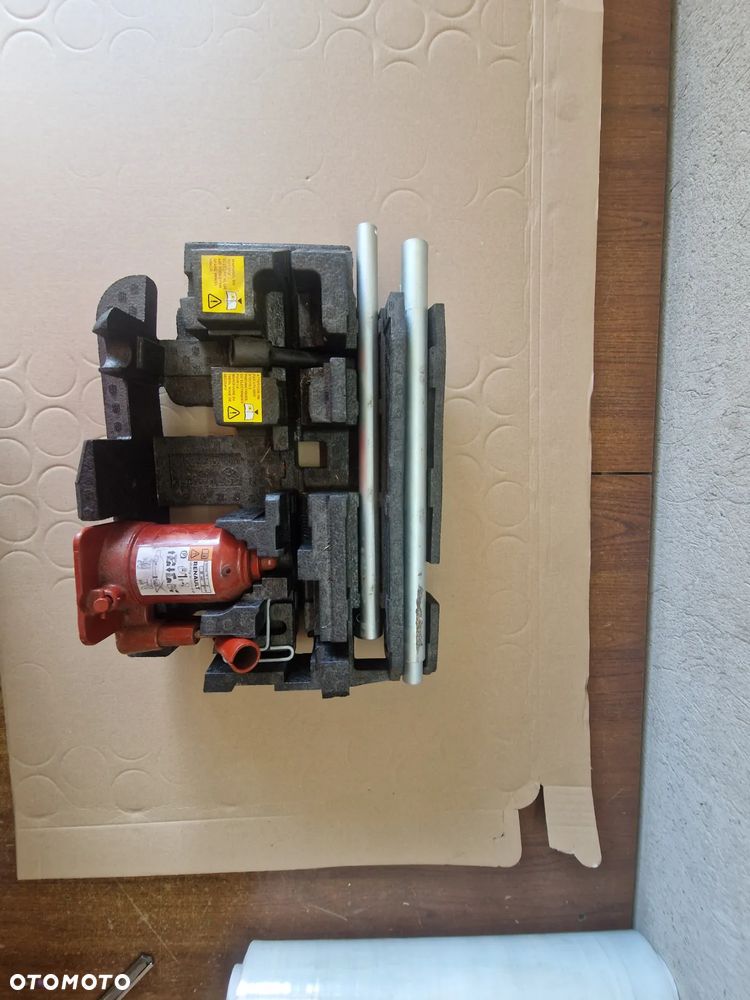 LEWAREK KLUCZ ZESTAW NAPRAWCZY RENAULT MASTER IV - 17