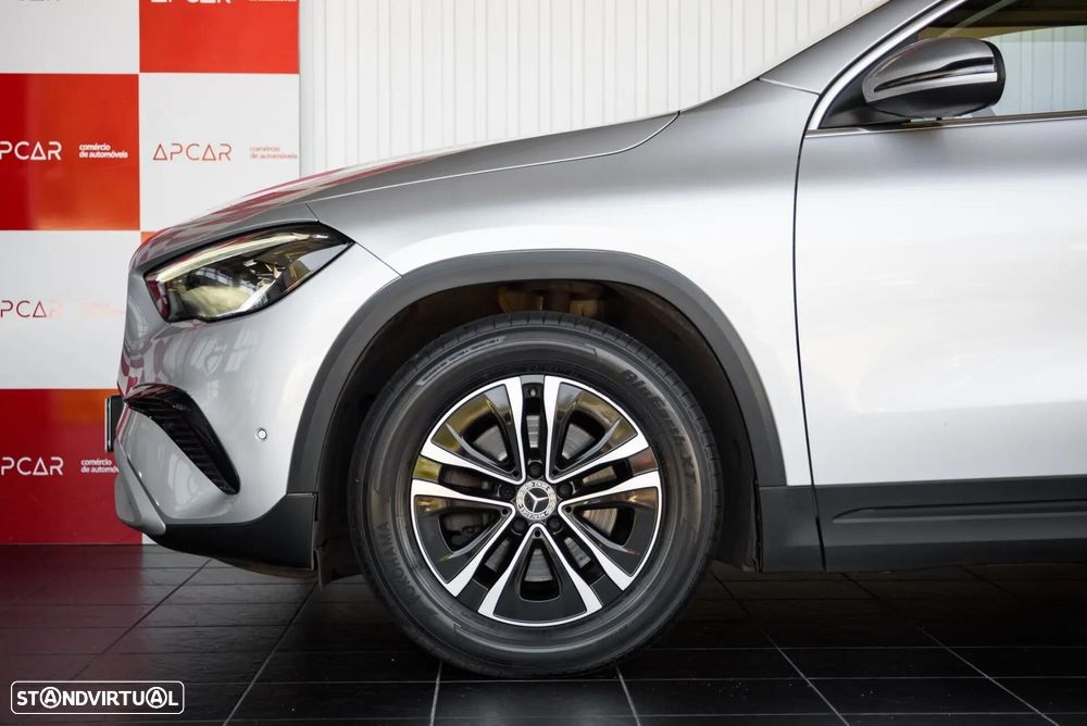 Mercedes-Benz GLA 180 d Style - 16