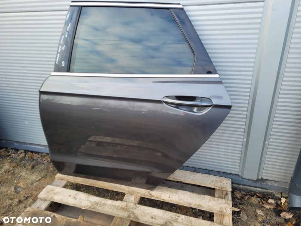 Ford Mondeo MK5 kombi 15r Drzwi lewy tyl ND - 3