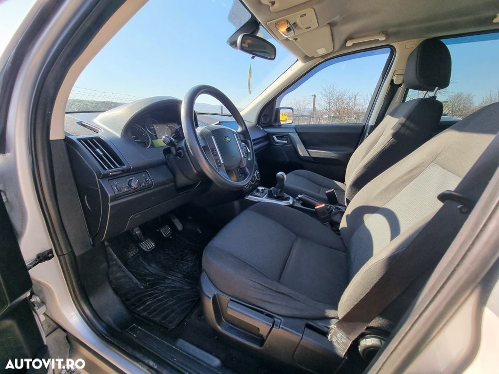 Land Rover Freelander 2.2 TD4 E - 11