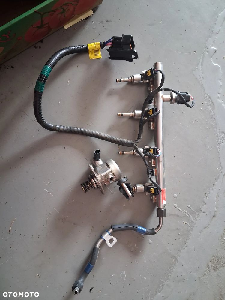 Pompa pompka paliwa wtryski hyundai kia 1.6 t-gdi g4fj sportage tucson optima i40 carens - 1