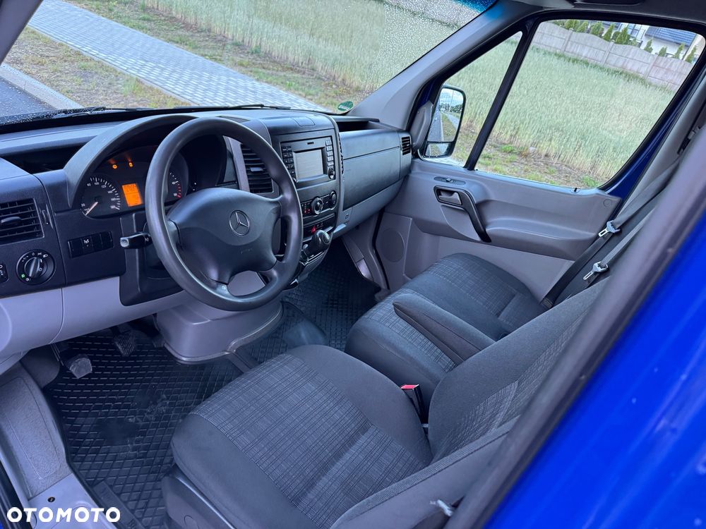 Mercedes-Benz Sprinter - 19