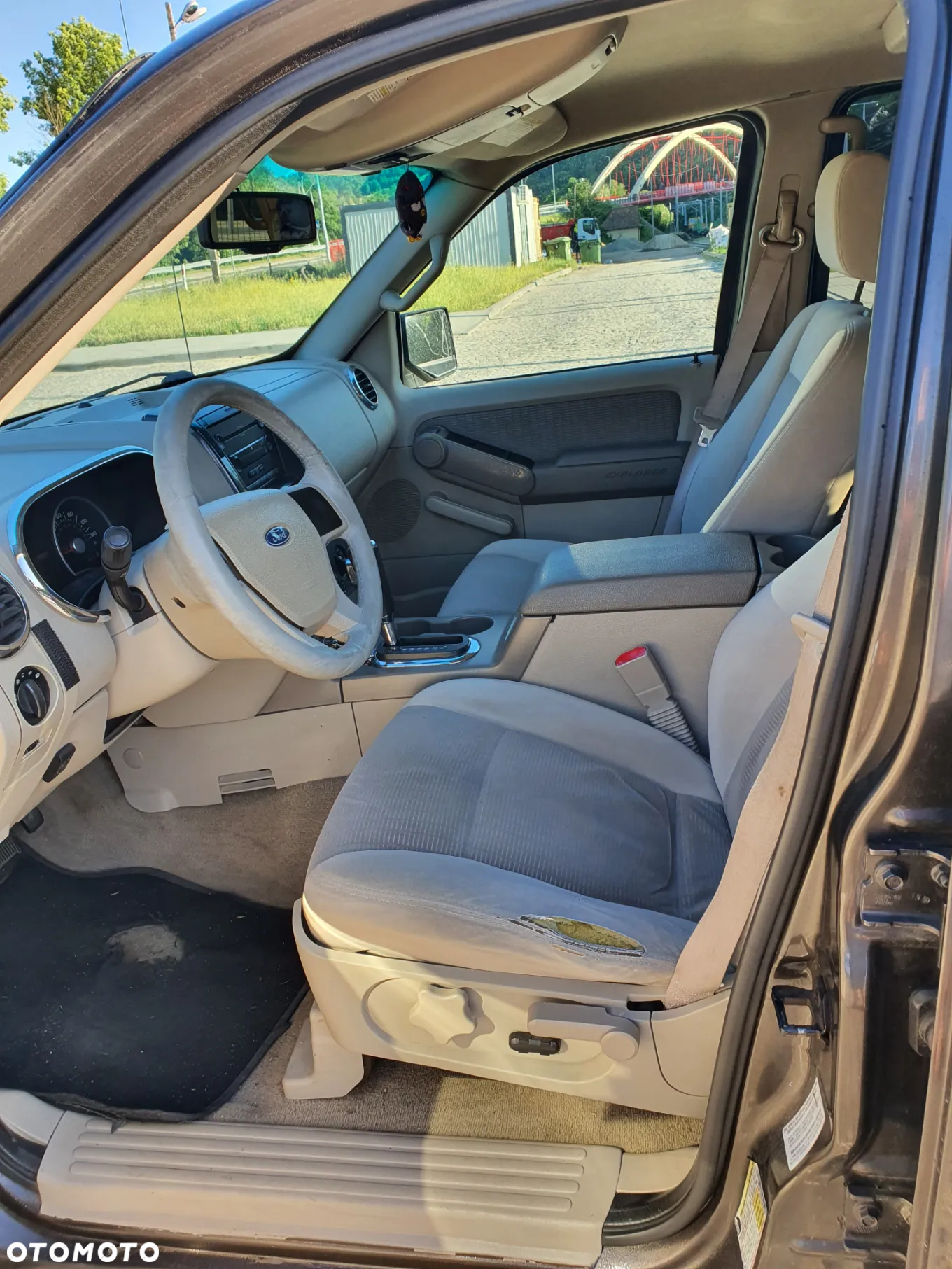 Ford Explorer 4.0 AWD - 13