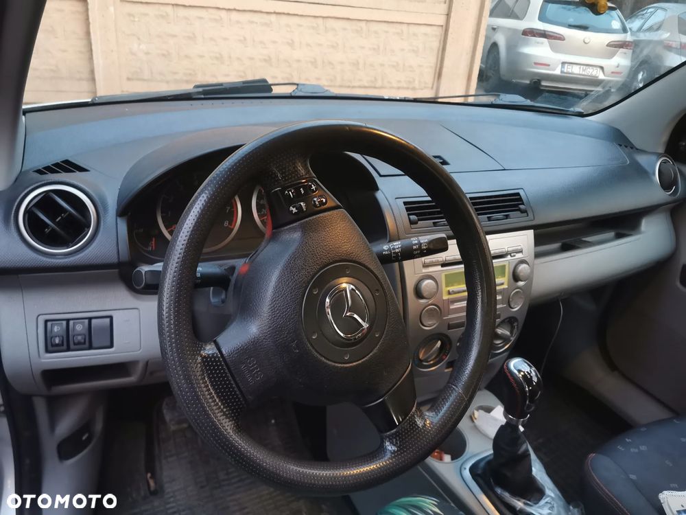 Mazda 2 1.4 Core + - 7