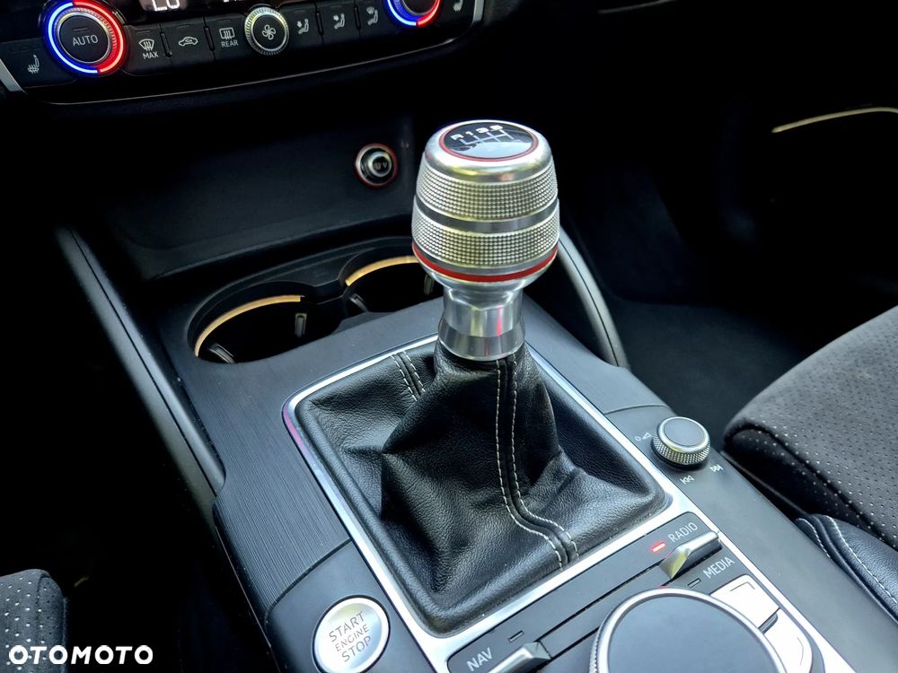 Audi A3 Sportback 2.0 TDI (clean diesel) S line Sportpaket - 22