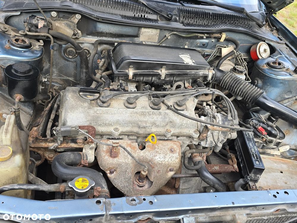 Nissan Sunny 1.6 SLX - 10