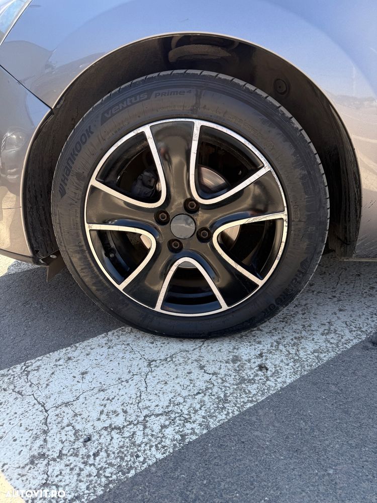 Renault Clio 1.5 dCi 90 Authentique - 10