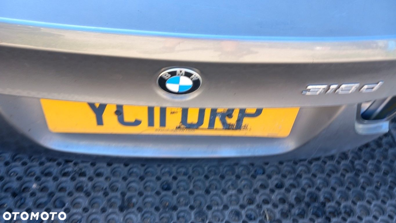BMW 3 E90  SEDAN KLAPA BAGAŻNIKA TYŁ A52 - 6