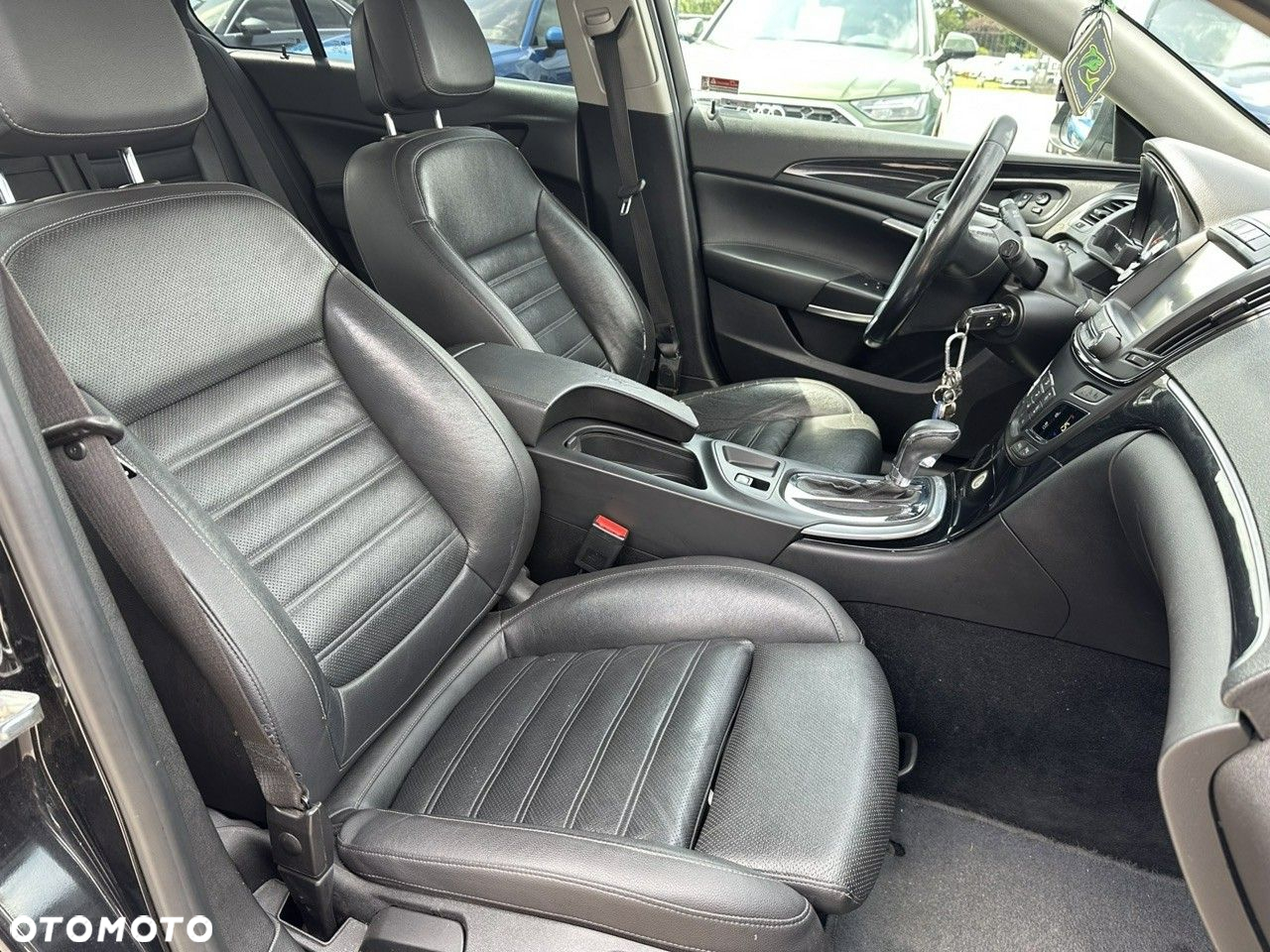 Opel Insignia - 17