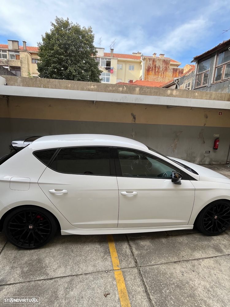 SEAT Leon 1.6 TDI DPF Ecomotive Style - 9