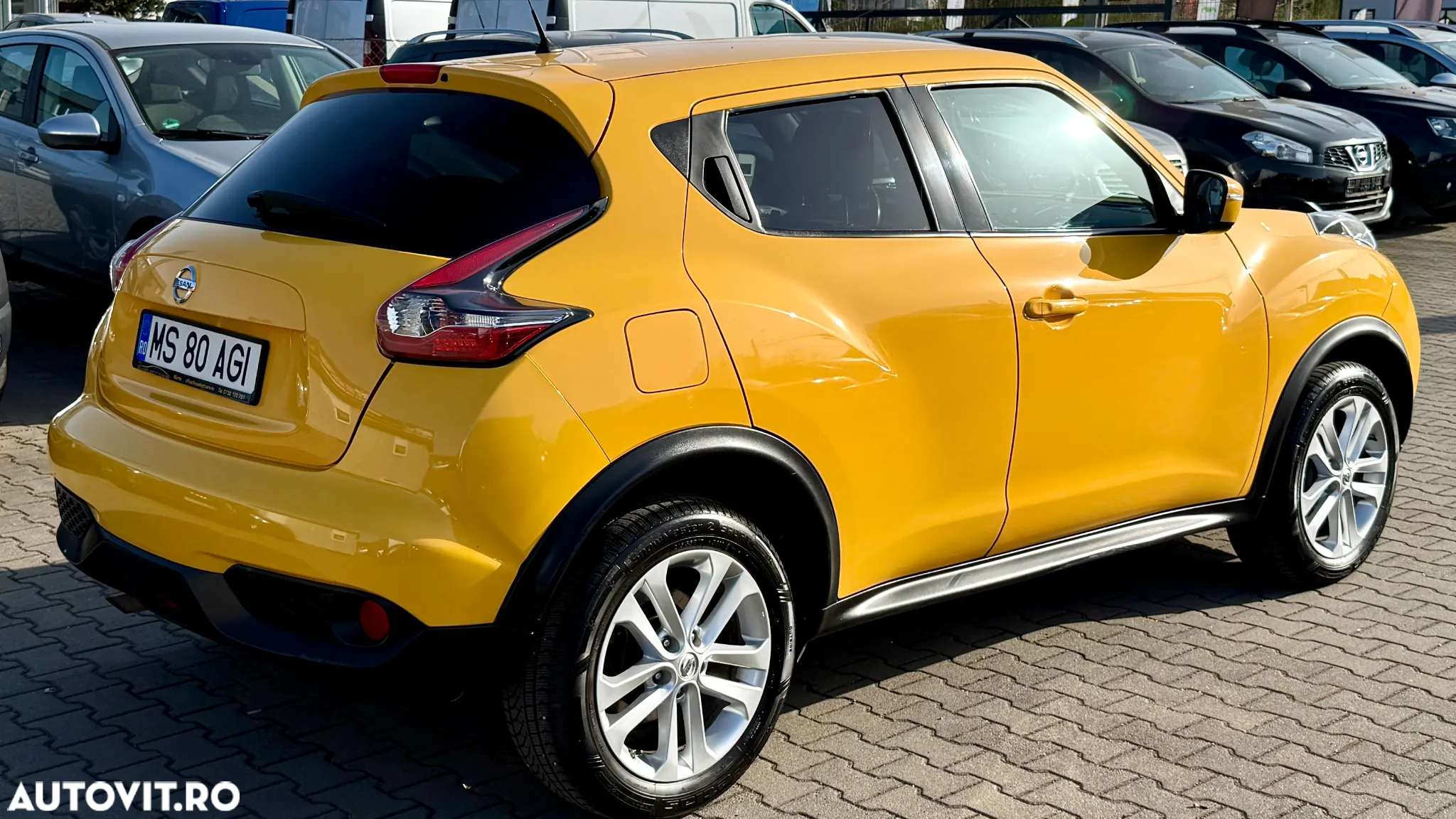 Nissan Juke 1.2L DIG-T Start/Stop Tekna - 3