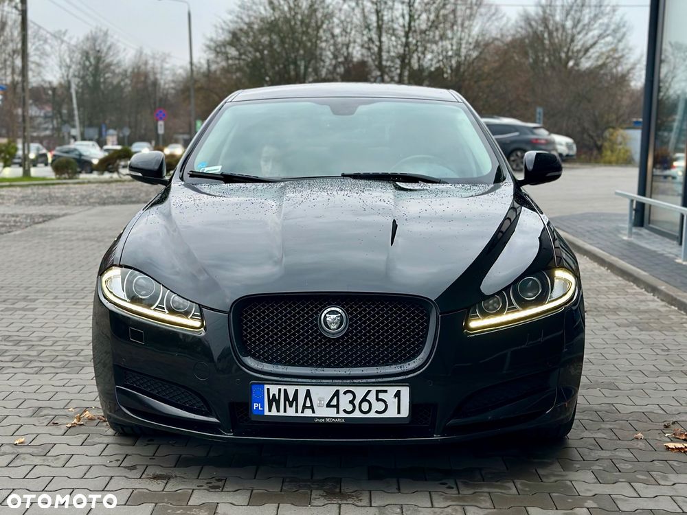 Jaguar XF 2.2 D Luxury - 2
